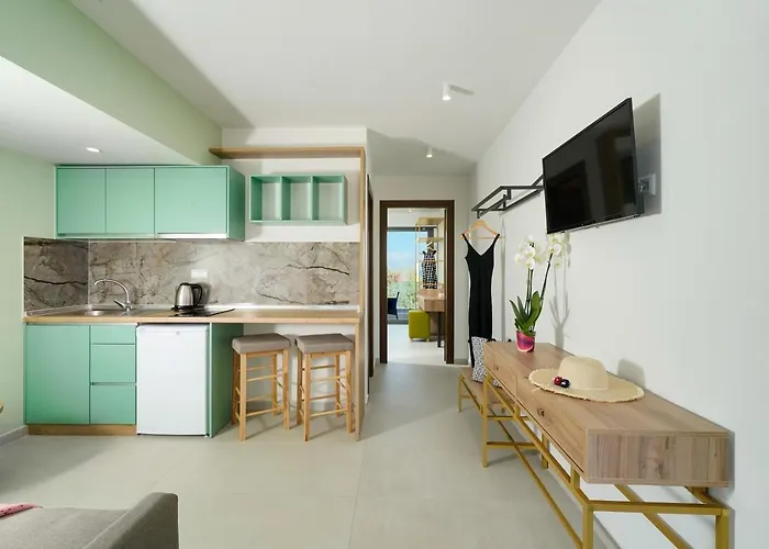 Apartahotel Miracle By Klisma Skála Kallirákhis